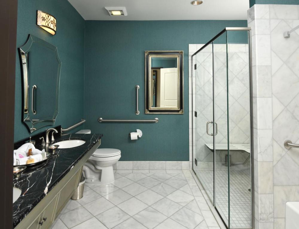 Standard King Room - Hearing Accessible interior